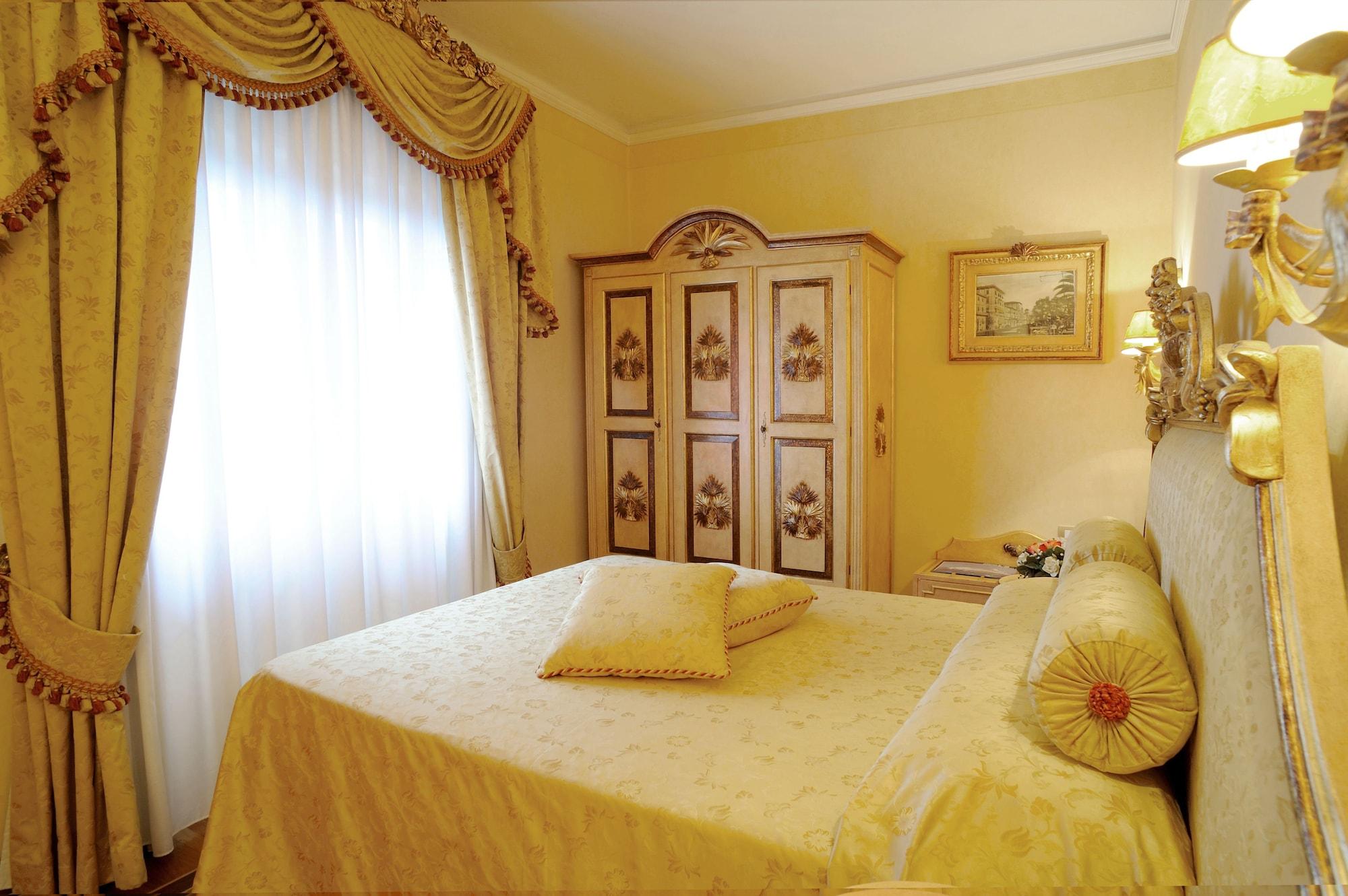 Park Ariston Hotel 4*